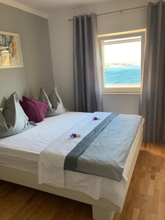 Modern Seeview Apartment Maslenica With Free Wifi, Free Parking, 300M From Beach Buitenkant foto