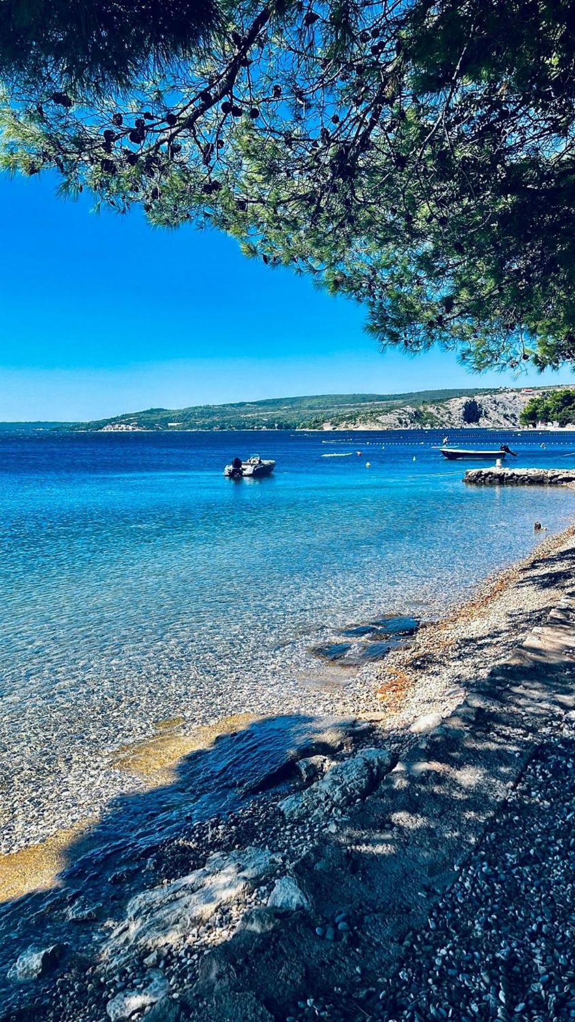 Modern Seeview Apartment Maslenica With Free Wifi, Free Parking, 300M From Beach Buitenkant foto